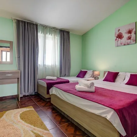 Vistamar Lapcici Tatil Evi *